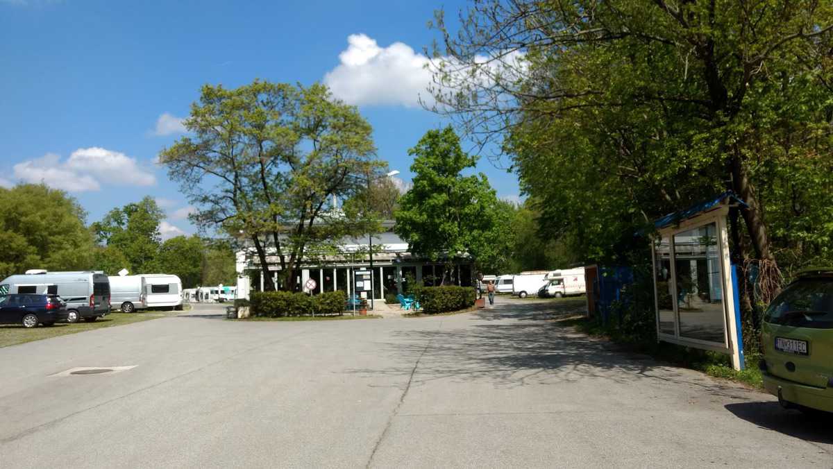Campingplatz In Wien: Wien-West 5 Rezeption Campingplatz Wien West