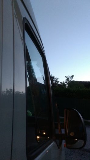 Wohnmobil Im Morgengrauen