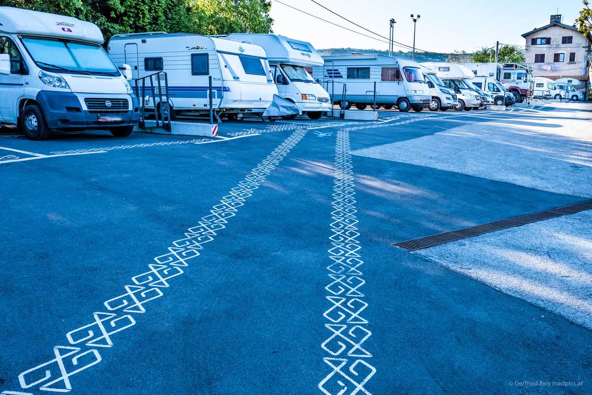 Camping-Regeln Fürs Wohnmobil: Die 30 Besten Tipps 2 Wohnmobil-Stellplatz