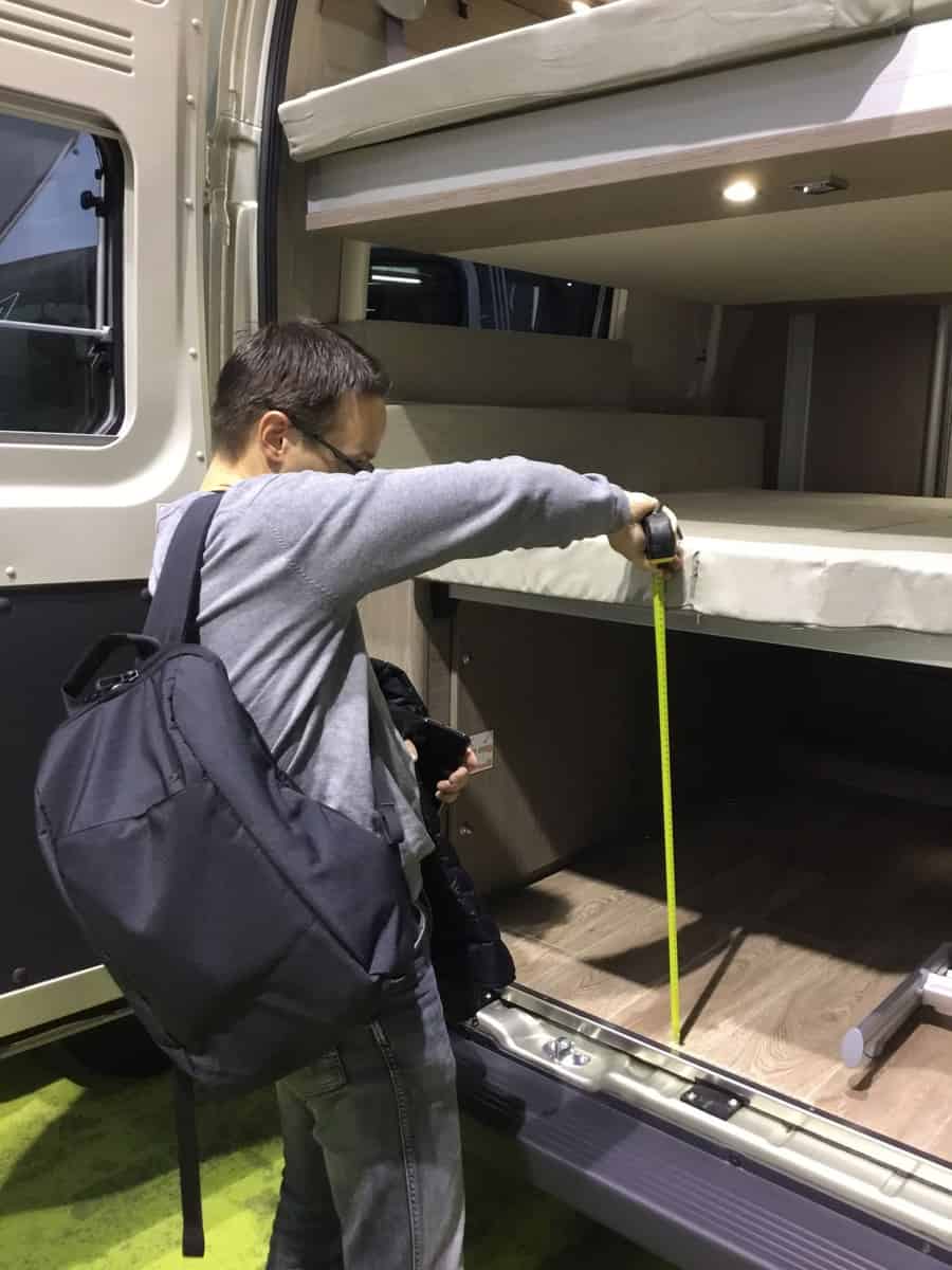 Kastenwagen Für Sportler Und Aktive (Cmt18) 1 Gerfried Misst Eine Kastenwagen Garage