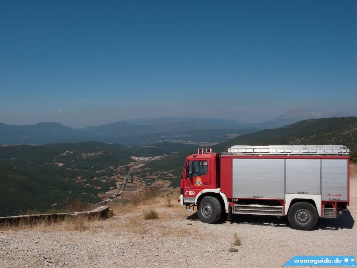 Feuerwehr H&Auml;Lt Ausschau