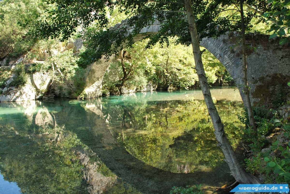 Sch&Ouml;Ne Alte Br&Uuml;Cke