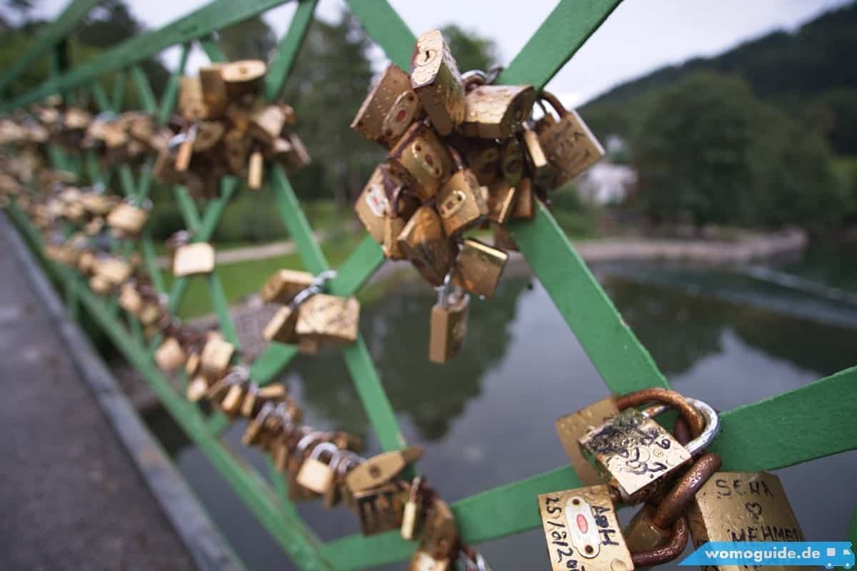 Jajce Br&Uuml;Cke Mit Schl&Ouml;Sser