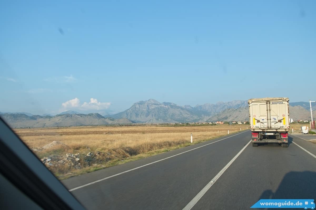 Stra&Szlig;Enzustand In Albanien: Exzellent