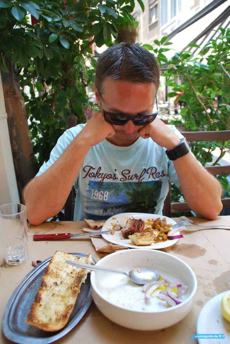 In Athen Mit Dem Wohnmobil: In Der Stadt, Essen