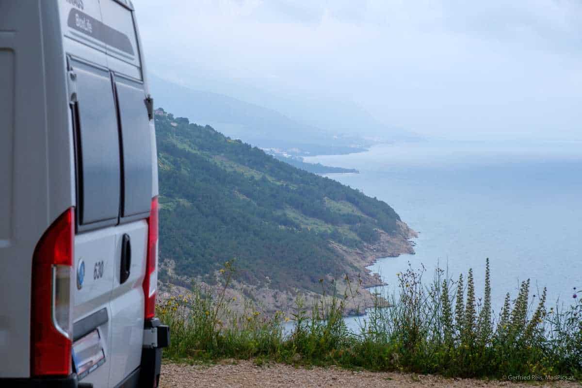 Die K&Uuml;Ste Bei Makarska