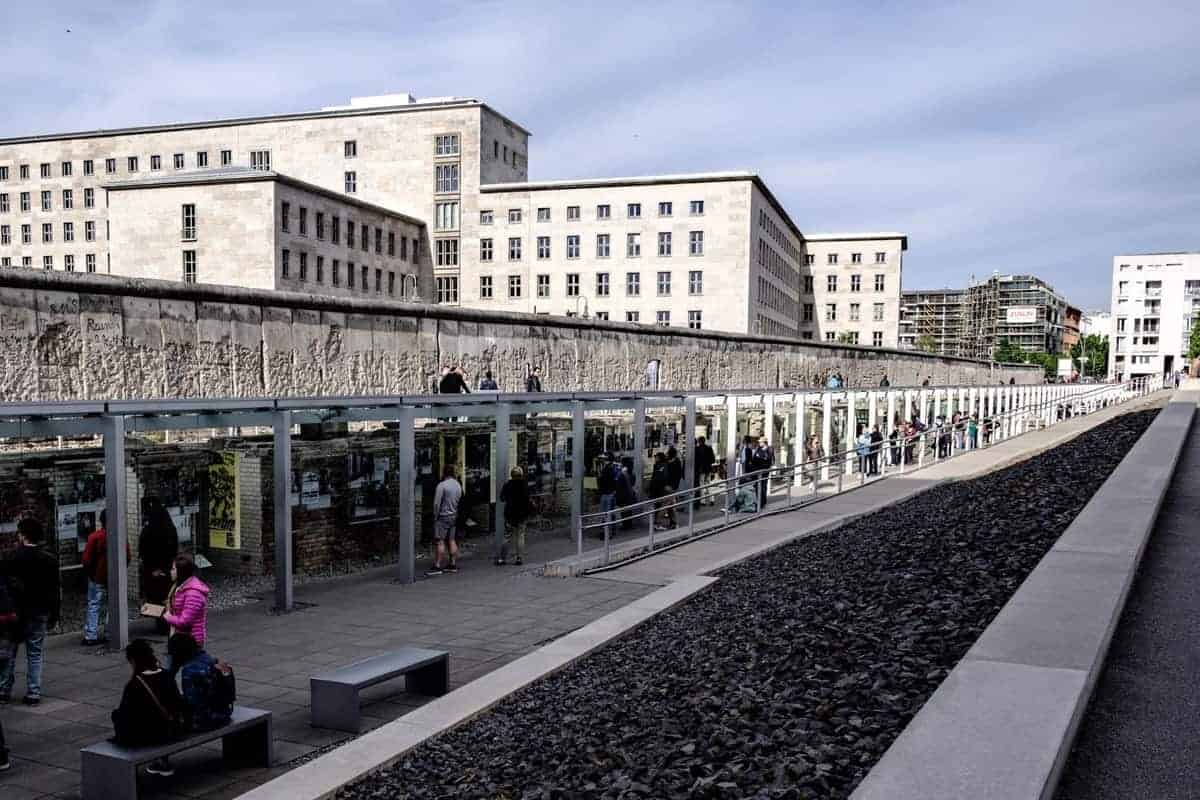 Berlin Mit Dem Wohnmobil 83 Die Ausstellung Topographie Des Terrors