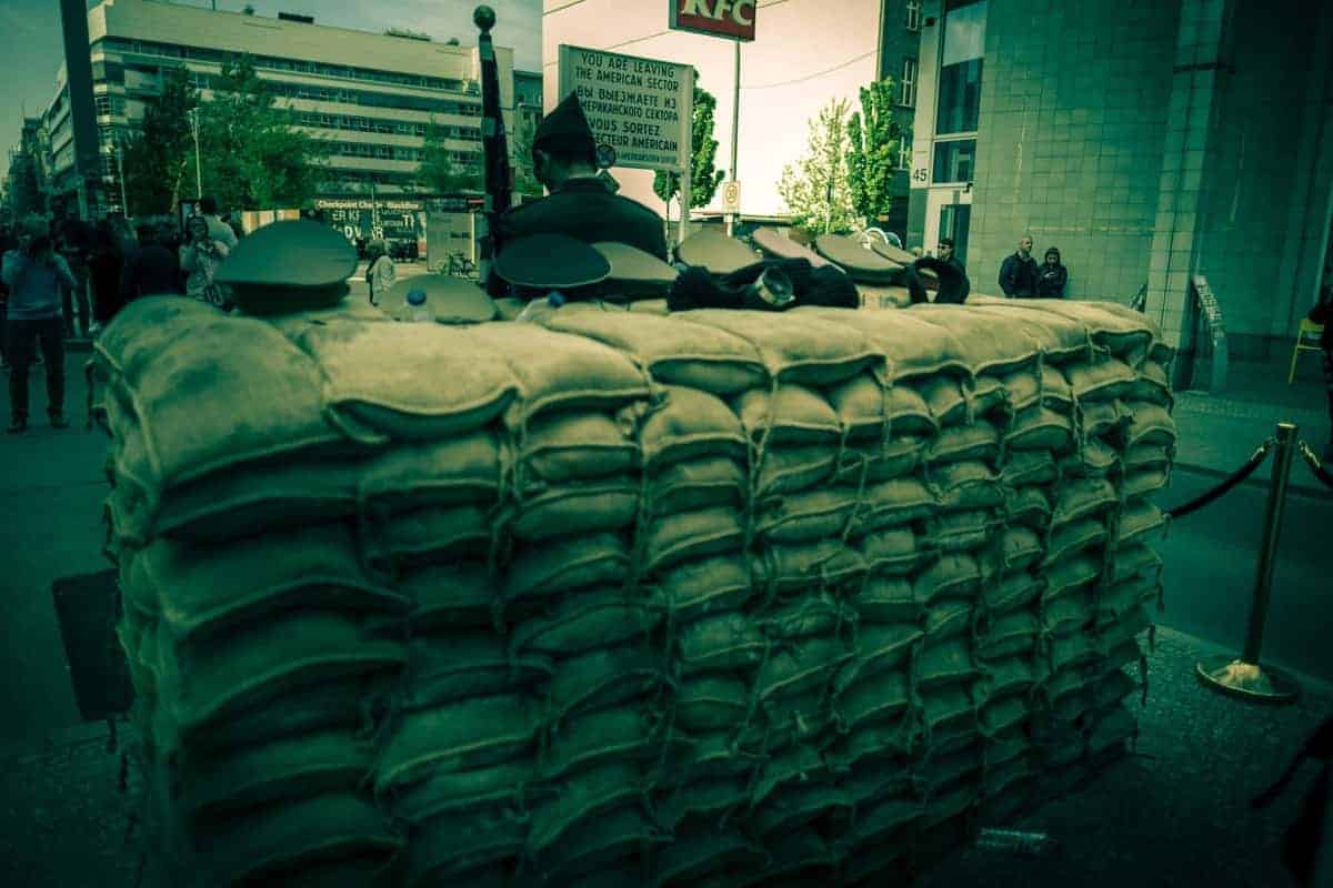 Berlin Mit Dem Wohnmobil 88 Checkpoint Charlie, Berlin