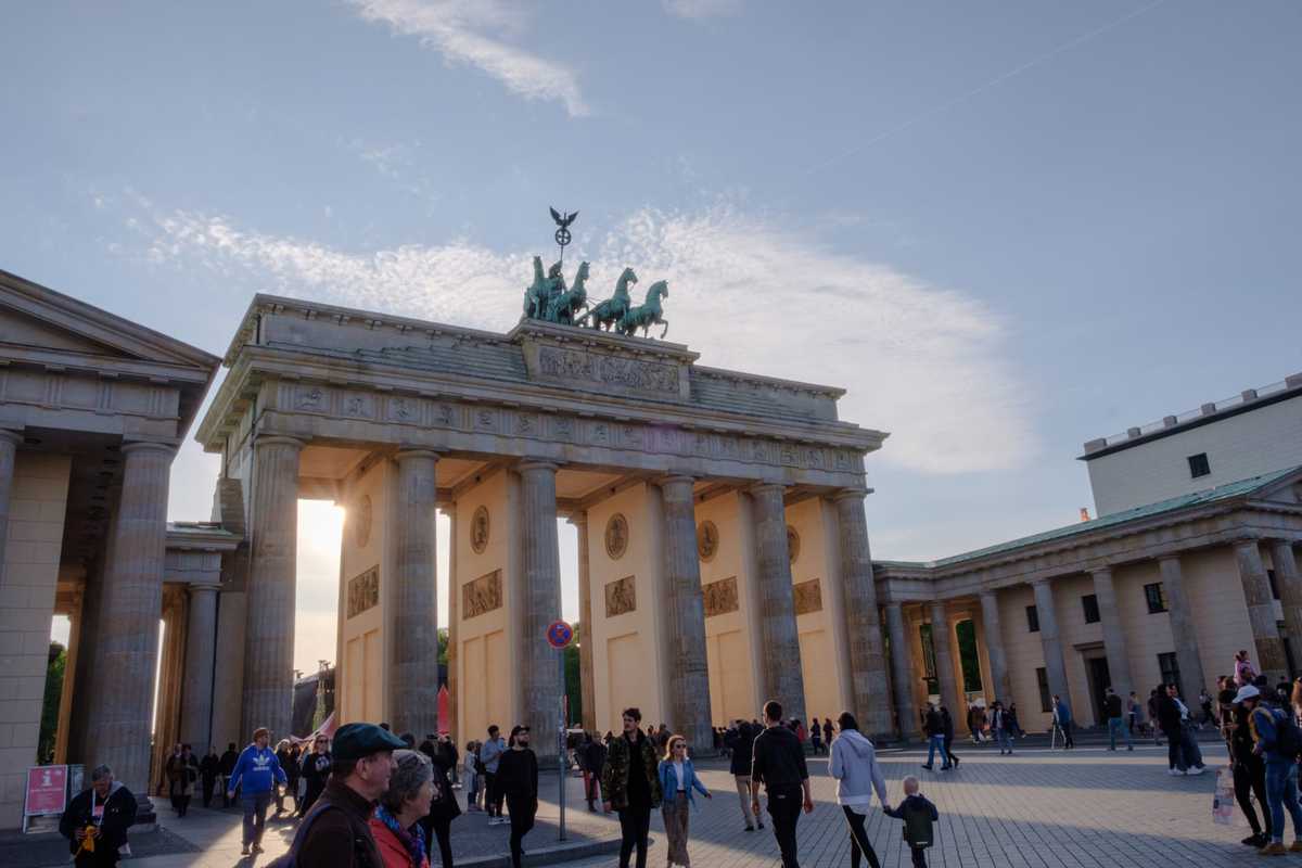 Berlin Mit Dem Wohnmobil 127 1. Mai In Berlin: Brandenburger Tor