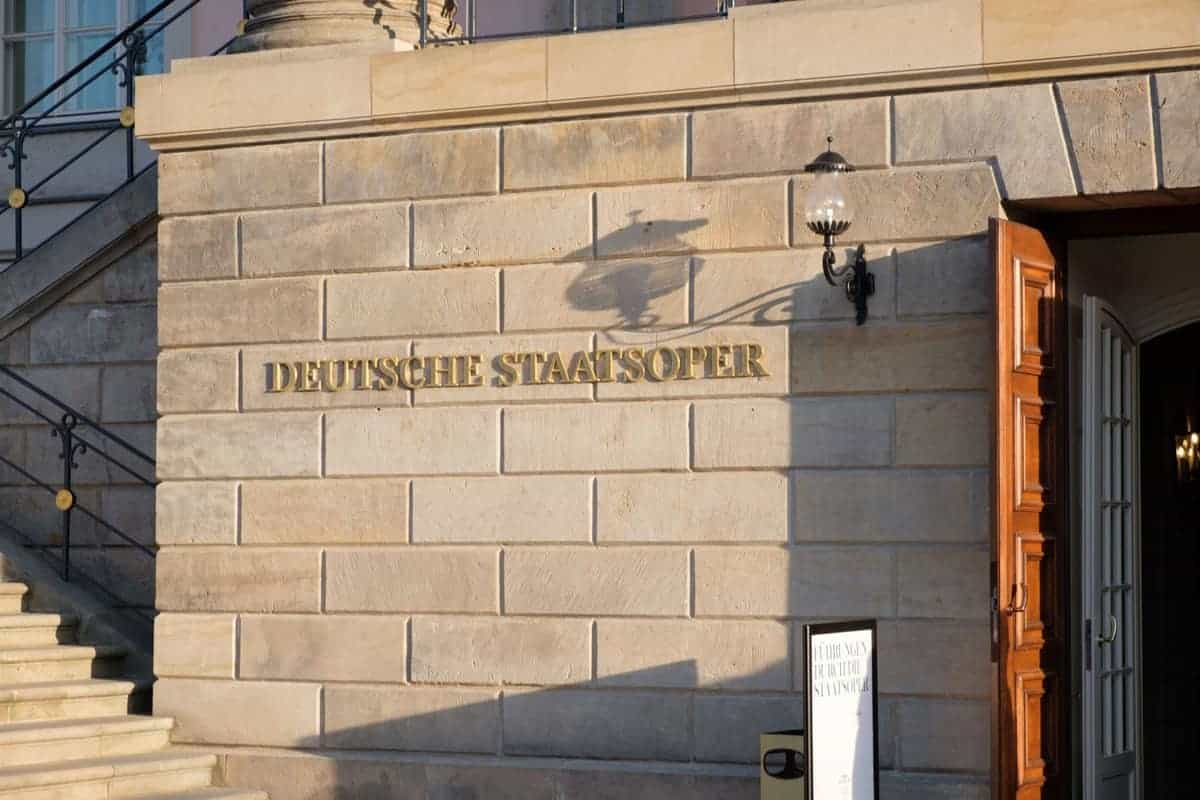 Berlin Mit Dem Wohnmobil 131 Staatsoper Berlin