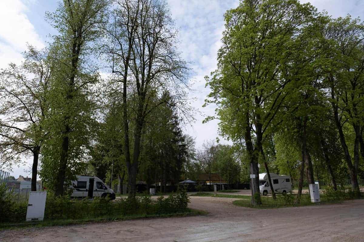 Wohnmobil-Roadtrip Nach Berlin: Etappen 1-2 6 Stellplatz In Pfaffenhofen An Der Ilm