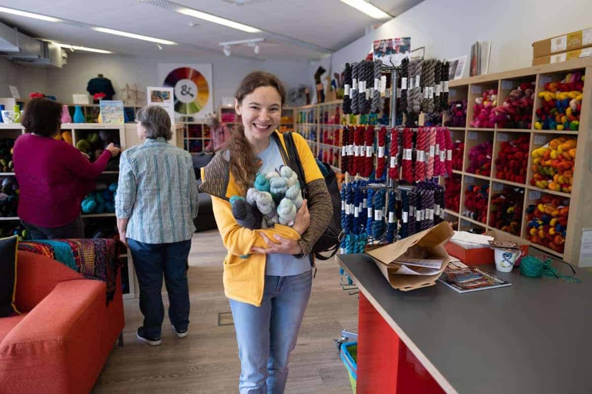 Wohnmobil-Roadtrip Nach Berlin: Etappen 1-2 7 Woll-Shopping In Pfaffenhofen An Der Ilm