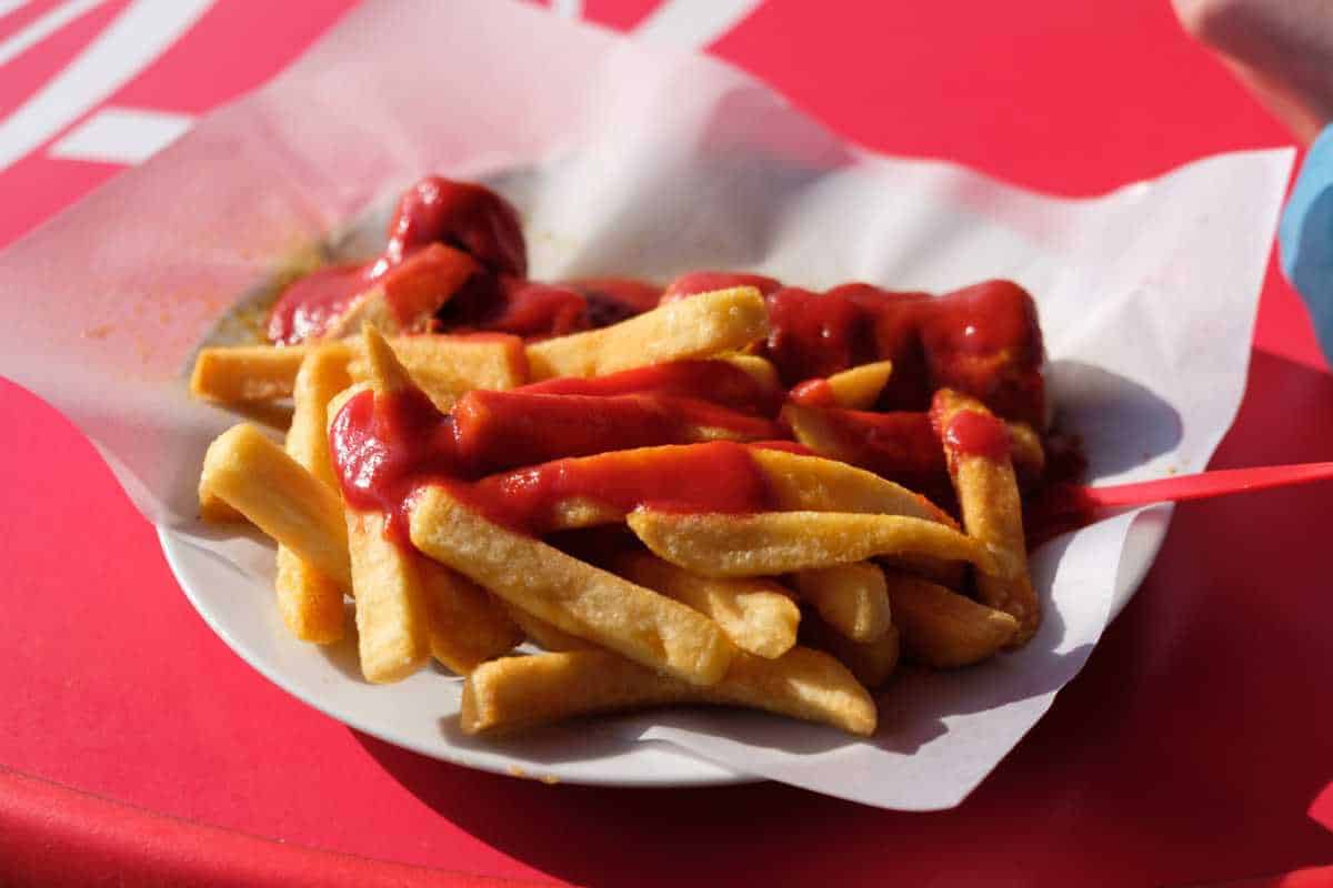 Berlin Mit Dem Wohnmobil 8 Am Gesundbrunnen: Currywurst