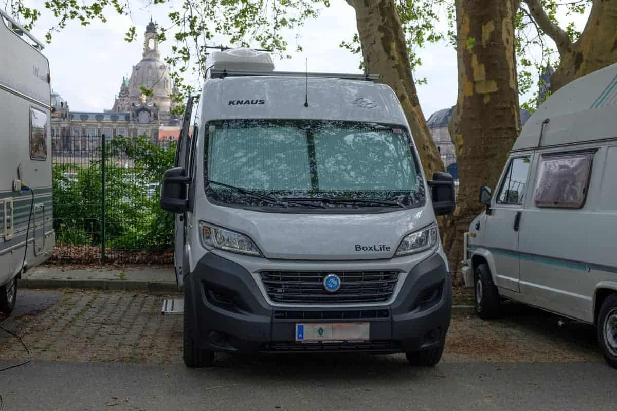 Dresden Mit Dem Wohnmobil 2 Stellplatz An Der Wiesentorstra&Szlig;E, Dresden