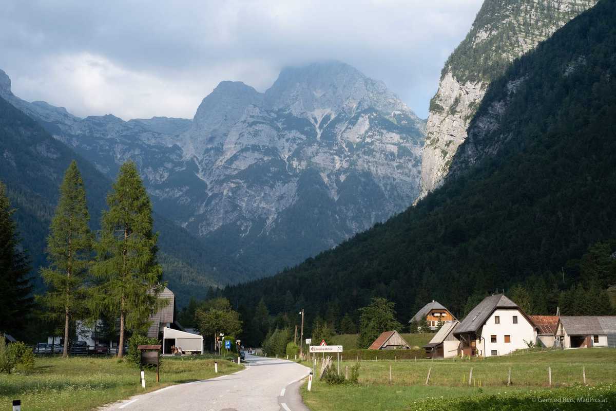 Blick Auf Den Triglav Vor Trenta