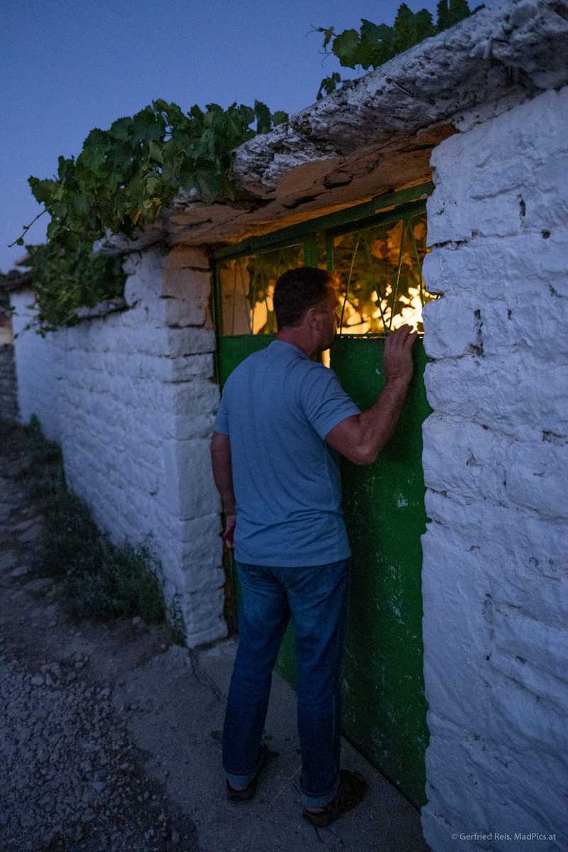 Haus Von Albanischen Gro&Szlig;Eltern