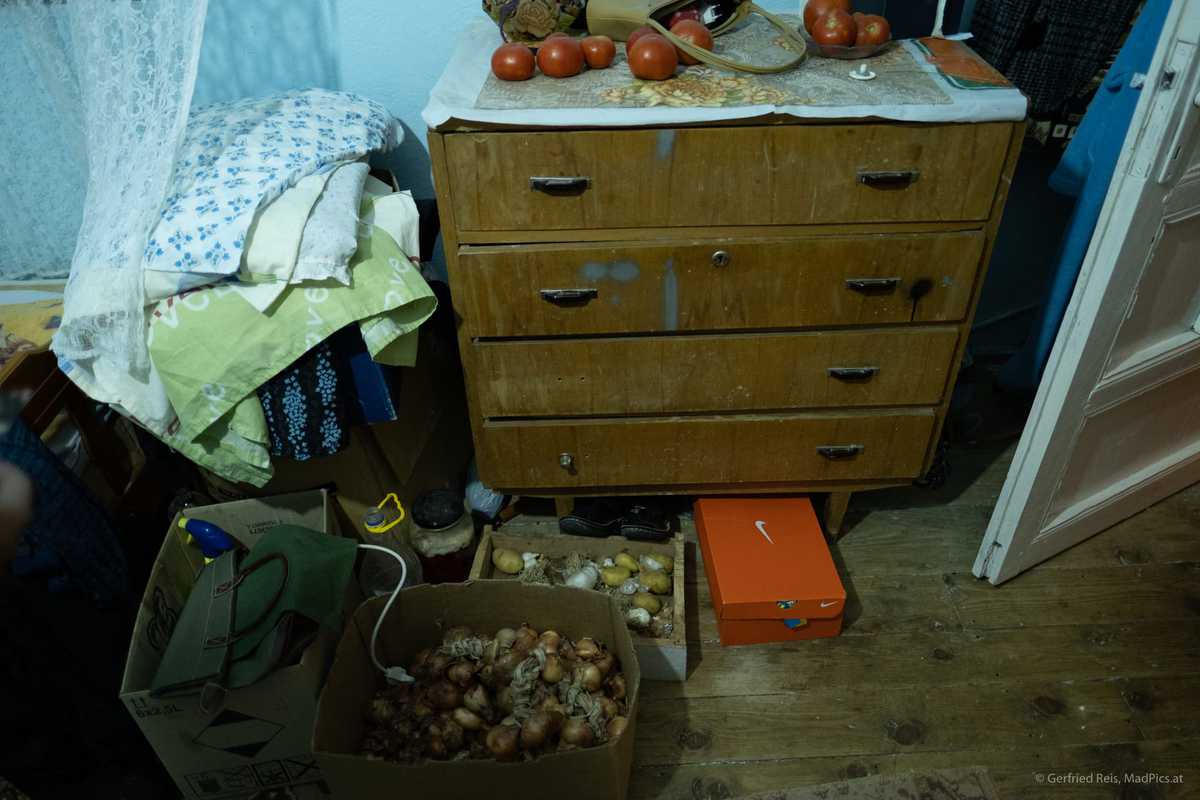 Im Haus Von Albanischen Gro&Szlig;Eltern