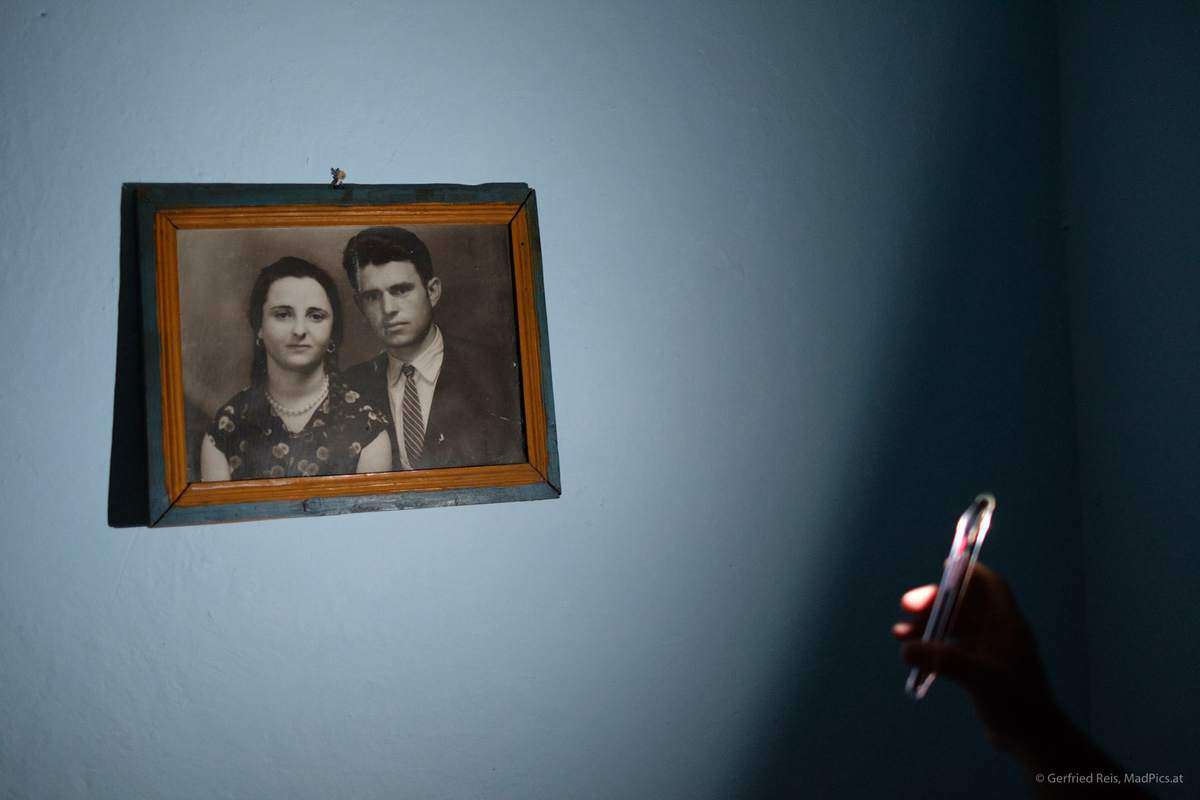 Im Haus Von Albanischen Gro&Szlig;Eltern