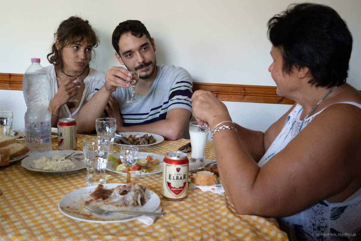 Ansto&Szlig;En Auf Ein Geburtstag