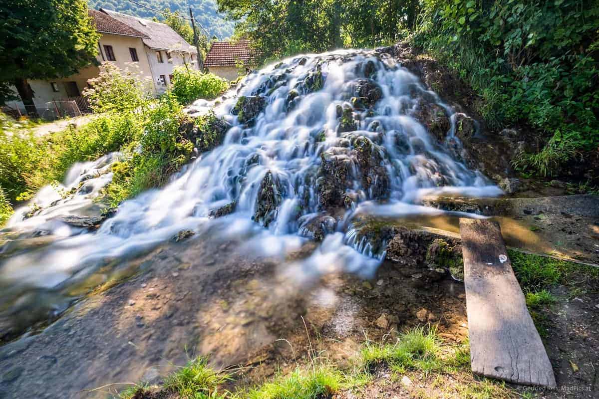 Kleinen Wasserfall  In Martin Brod
