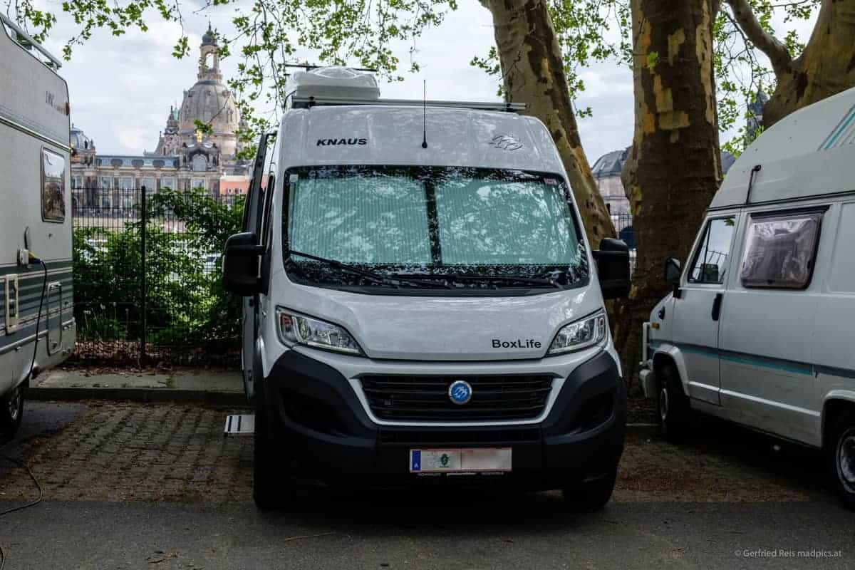 Wohnmobil Am Stellplatz