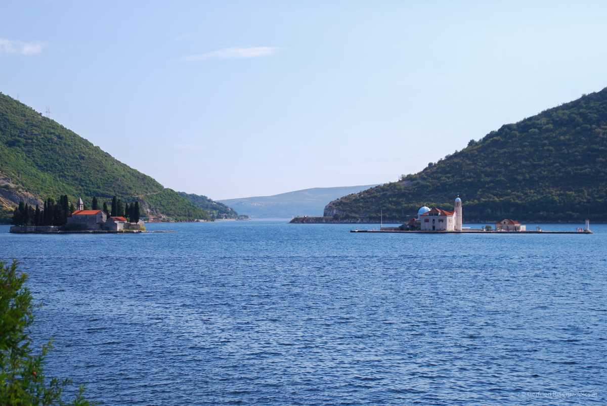 Kirche In Der Bucht Von Kotor