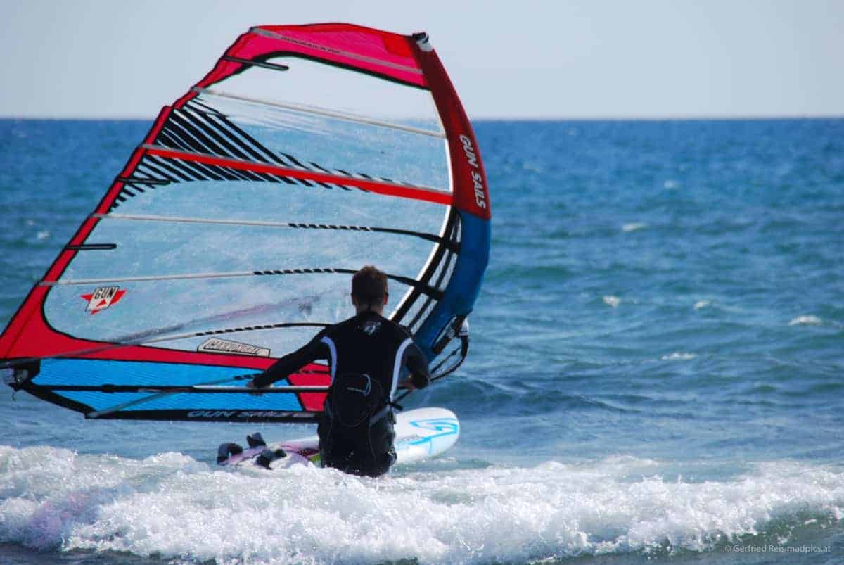 Windsurfen Am Velika Plaza Beim Campingplatz Safari Beach