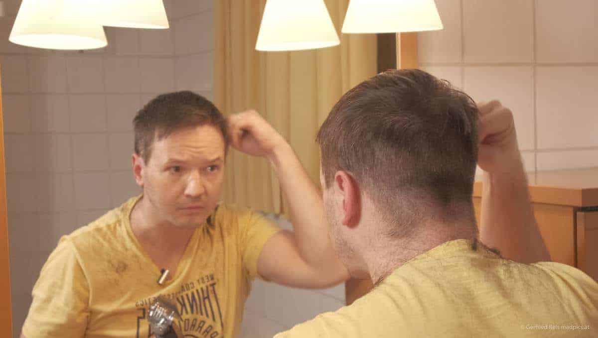 Brillenträger Sind Beim Haareschneiden Zuhause Im Nachteil