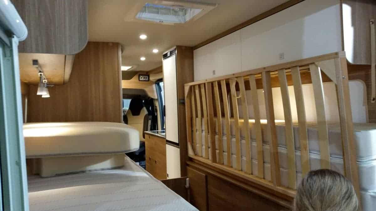 Klappbarer Lattenrost Im Wohnmobil