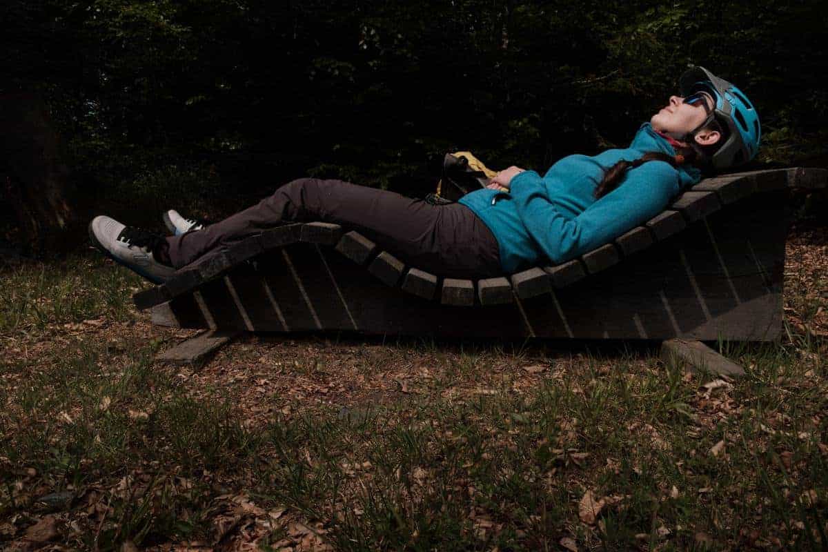 Erste Womo-Reise Nach Corona: Wandern Und Biken Im Günser Gebirge (Burgenland) 12 Gemütliche Bank Mitten Im Wald Im Günser Gebirge