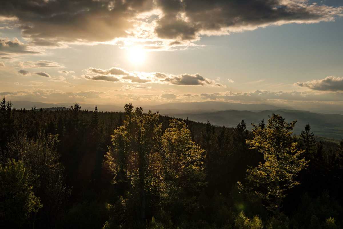 Erste Womo-Reise Nach Corona: Wandern Und Biken Im Günser Gebirge (Burgenland) 6 Aussicht Vom Geschriebenstein In Richtung Niederösterreich