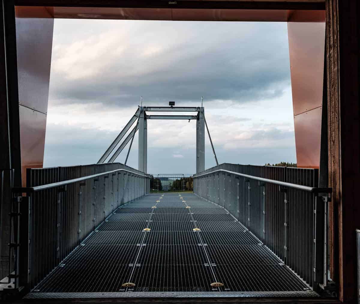 Rampe Über Die Straße Sorgt Für Sicherheit Der Biker