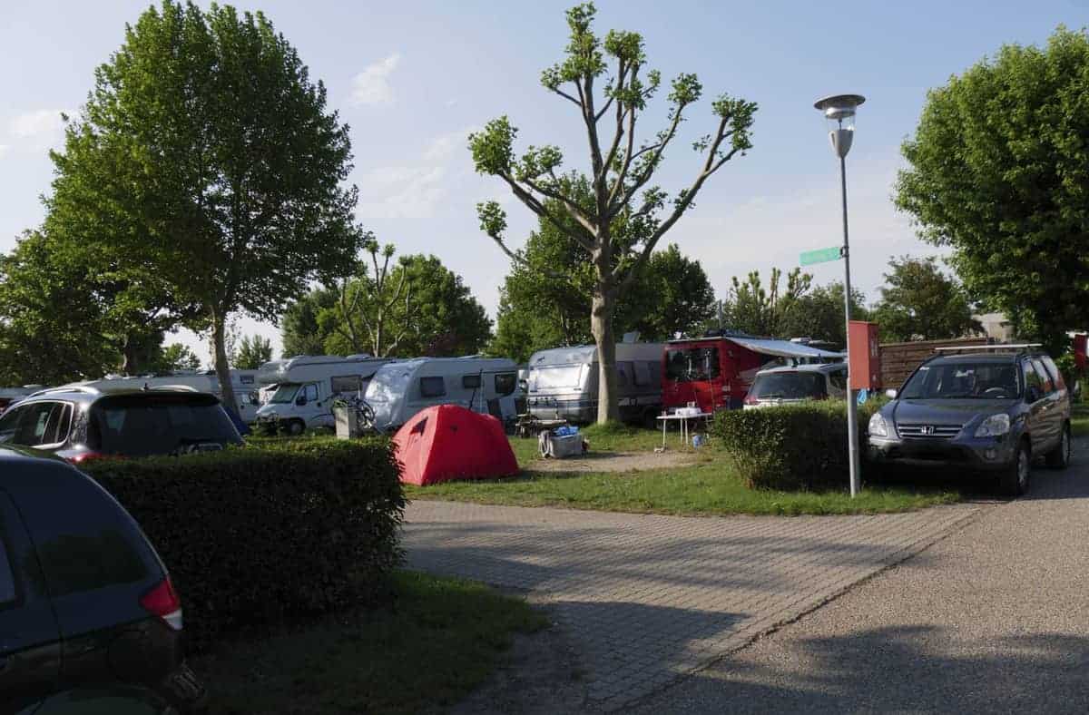 Kleine Parzellen: Camping Am Campingplatz In Podersdorf