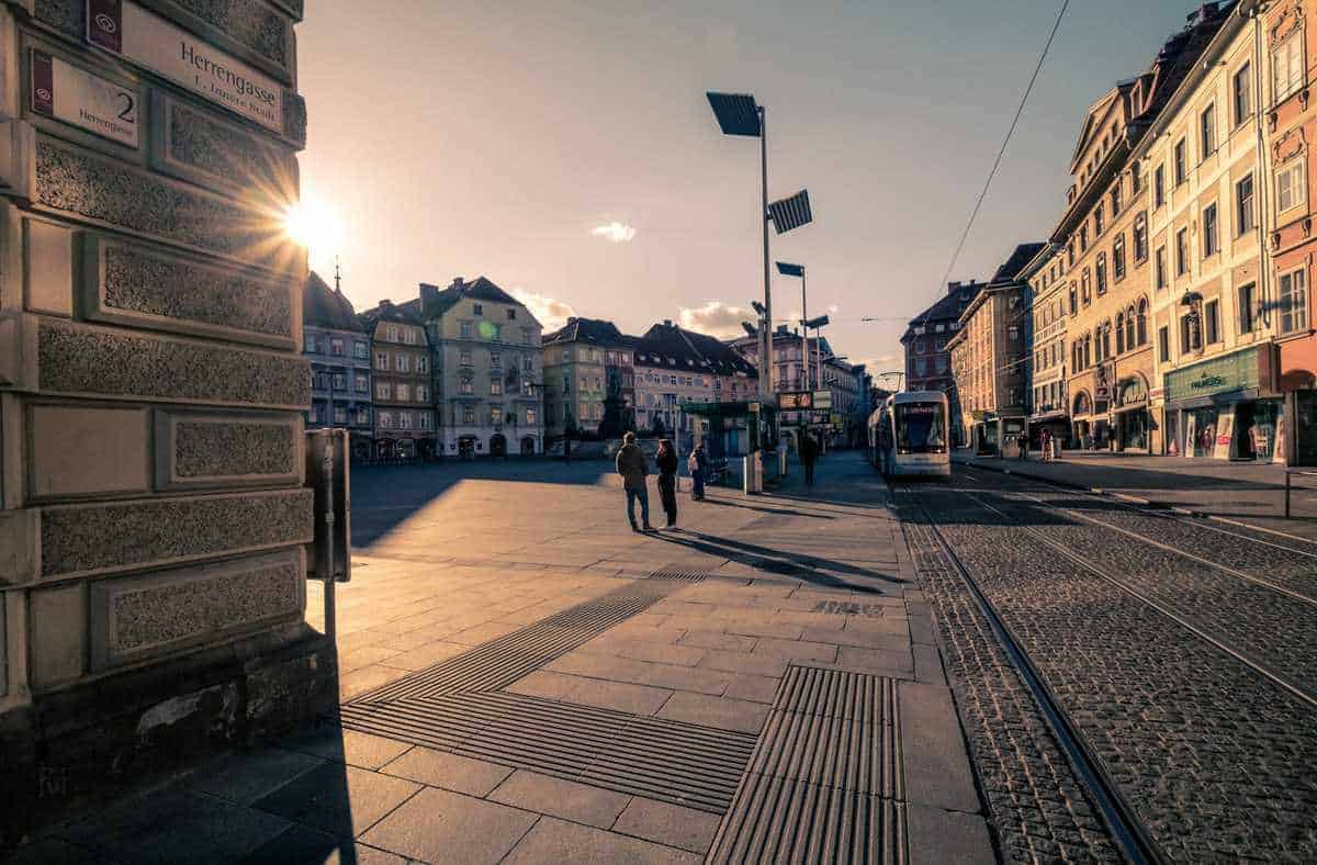 Die Besten Reisefotos 2020 - Unser Reisejahr 4 Hauptplatz Und Herrengasse In Der Zweitgrößten Stadt Österreichs Während Des Lockdowns