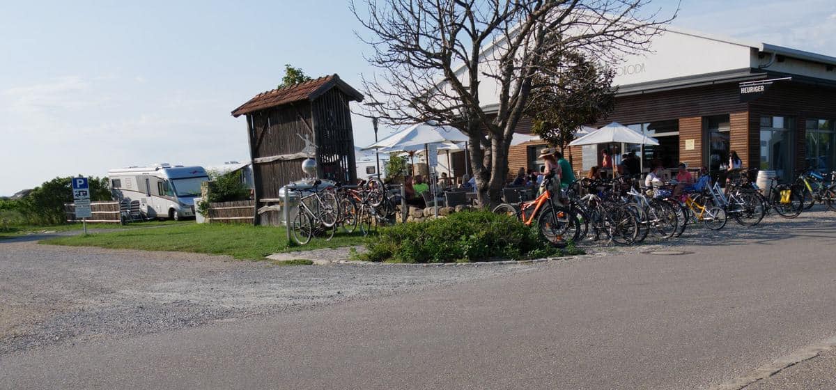 Stellplatz Beim Heurigen In Podersdorf Am See