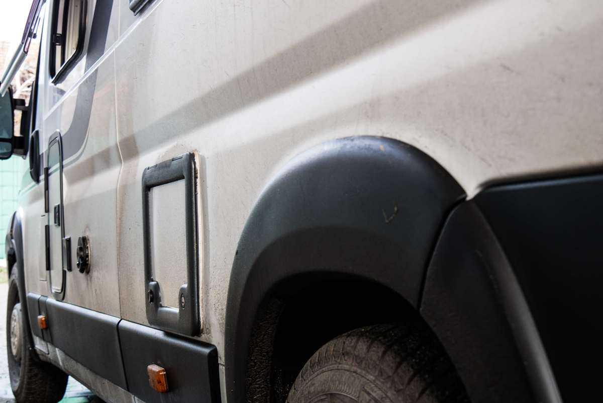 Schmutziges Wohnmobil