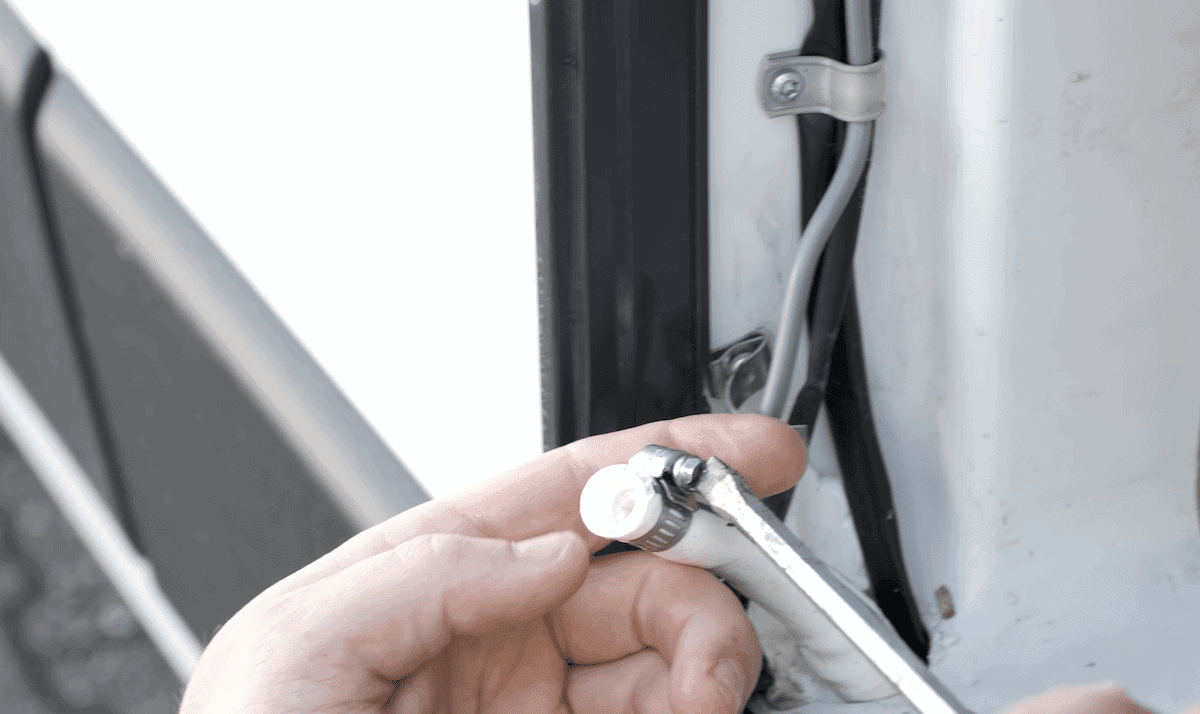 Pfropfen Im Schlauch Stoppt Das Wasser