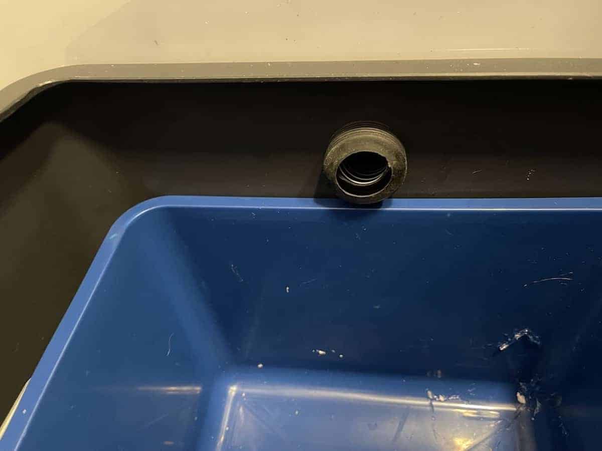 Hier Saugt Der Ventilator Luft An