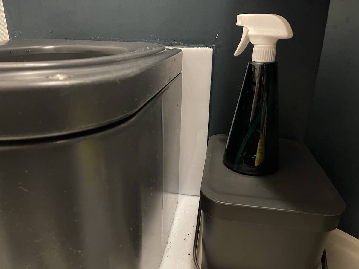 Zubehör Für Die Trelino: Streubehälter Und Sprühflasche