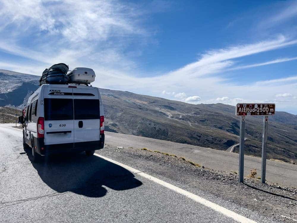 Camper In Der Sierra Nevada Auf 2500M