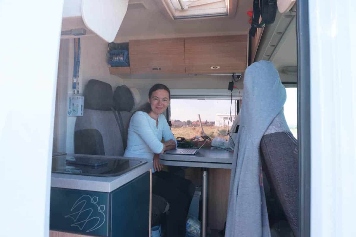 Cotentin Mit Dem Wohnmobil 24 Home Office Im Wohnmobil