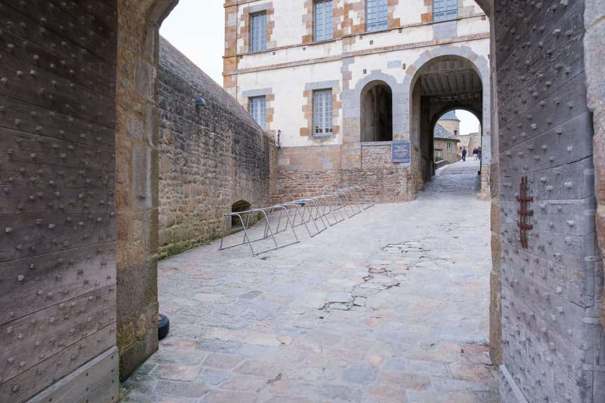 Der Mont-Saint-Michel Mit Dem Wohnmobil 25 FahrradstÄNder Am Mont Saint Michel