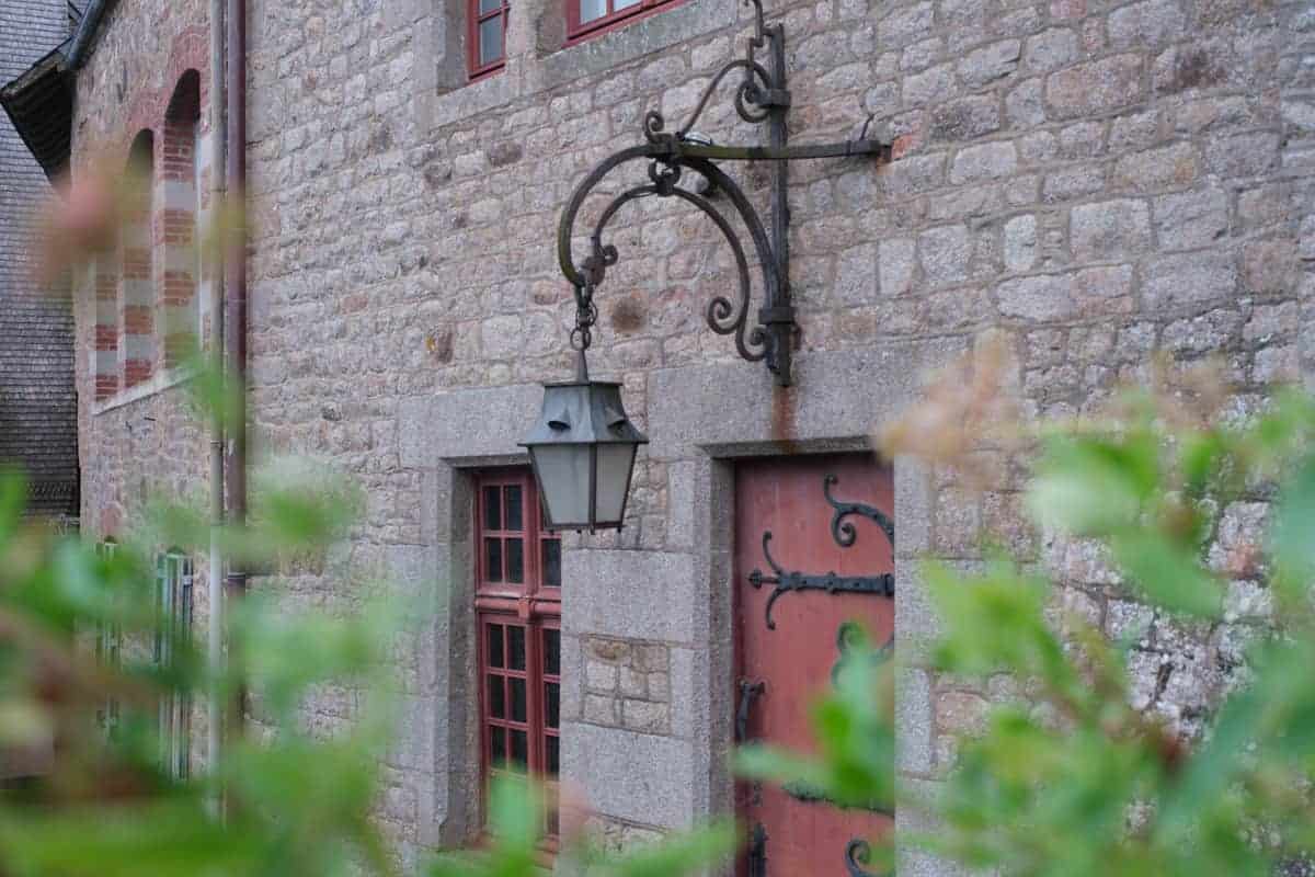 Der Mont-Saint-Michel Mit Dem Wohnmobil 39 Laterne Am Mont Saint Michel