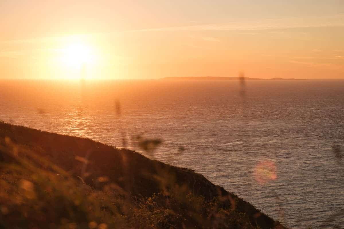 Cotentin Mit Dem Wohnmobil 50 Sonnenuntergang Mit Blick Auf Die Kanalinseln