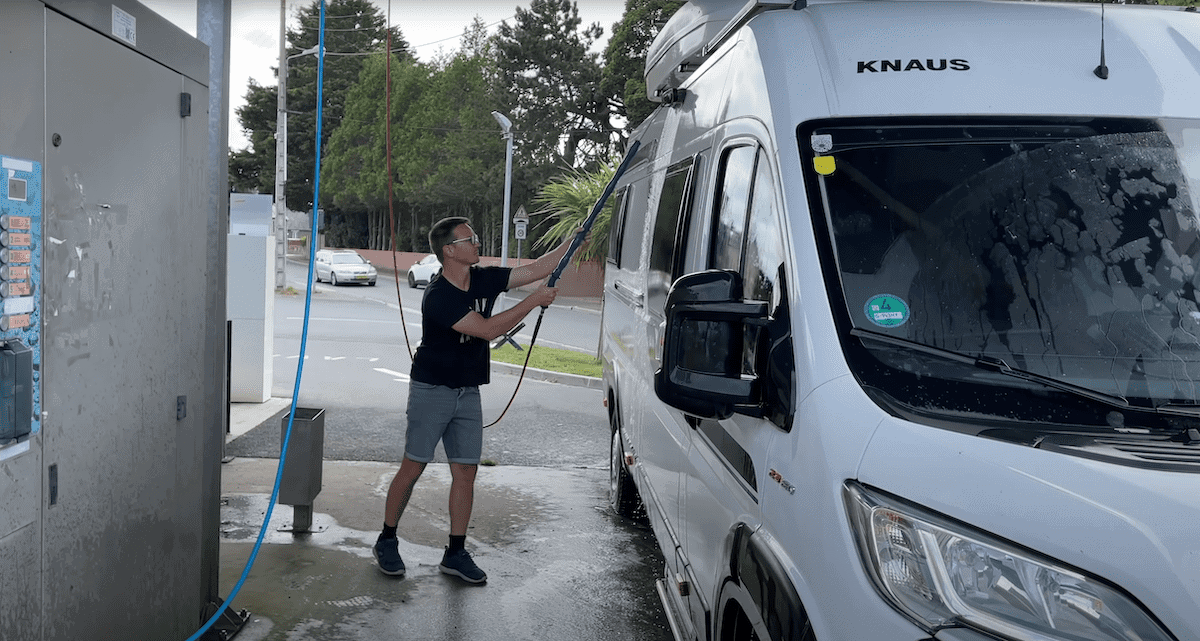 Cotentin Mit Dem Wohnmobil 65 Camper-Waschanlage