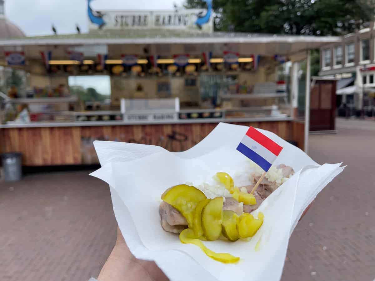 Hollandse Nieuwe Muss Man In Amsterdam Probieren!