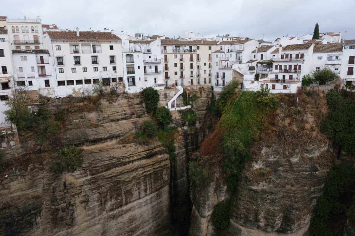H&Auml;User Am Abgrund In Ronda