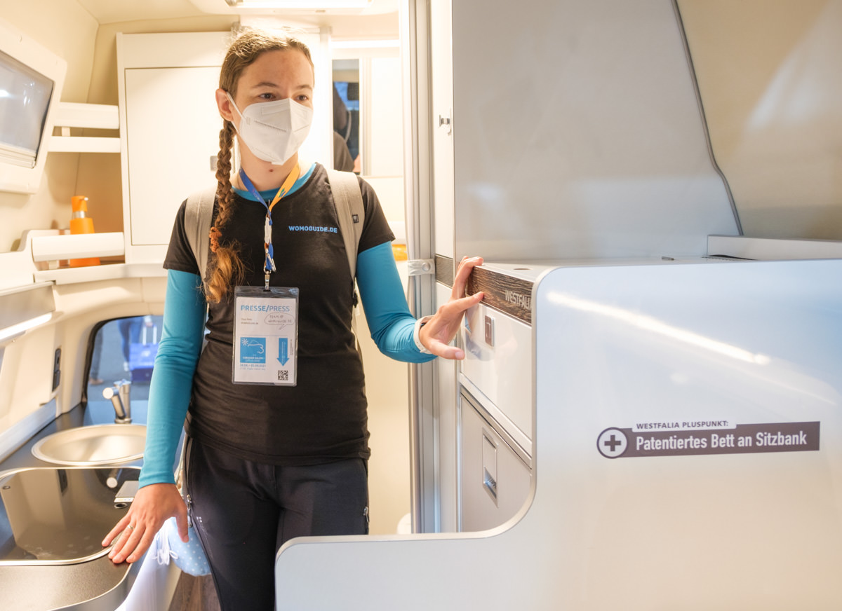 Wohnmobil-Inspektion Auf Der Caravan Salon 2021