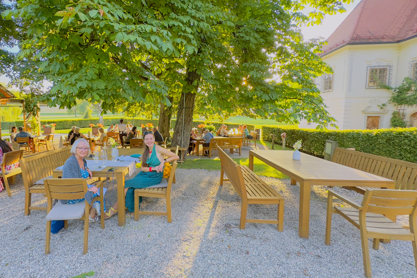 Dveri Pax, Slowenien