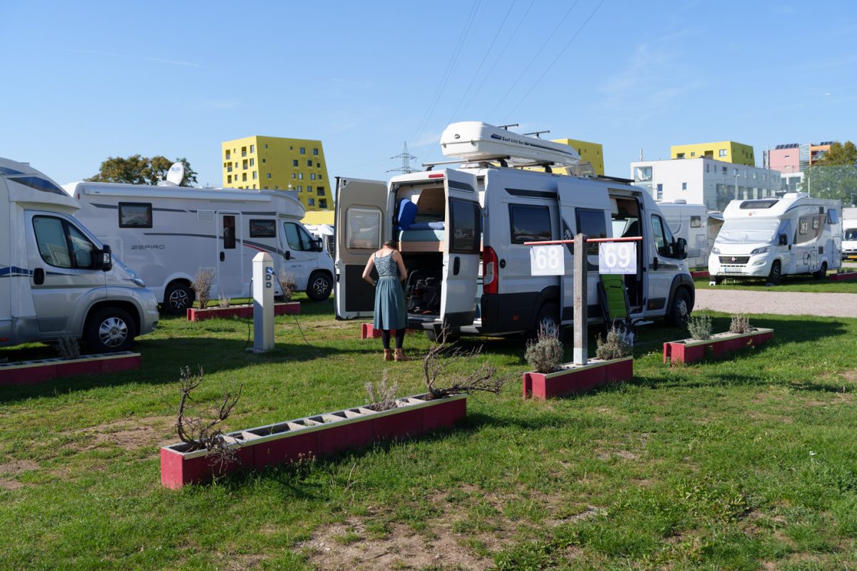 Stellplatz Perfektastrasse 0003